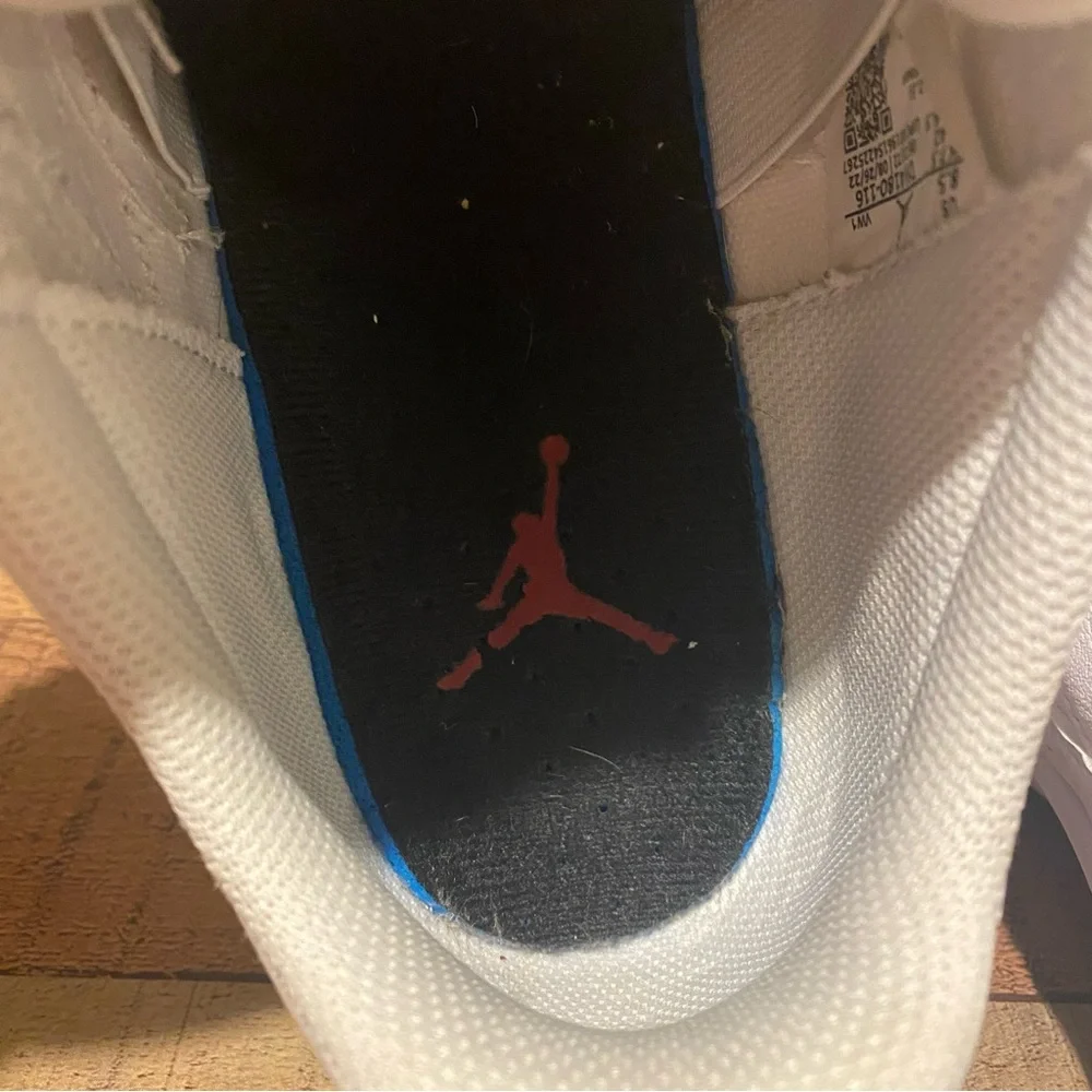 Jordan 11 CMFT Low
